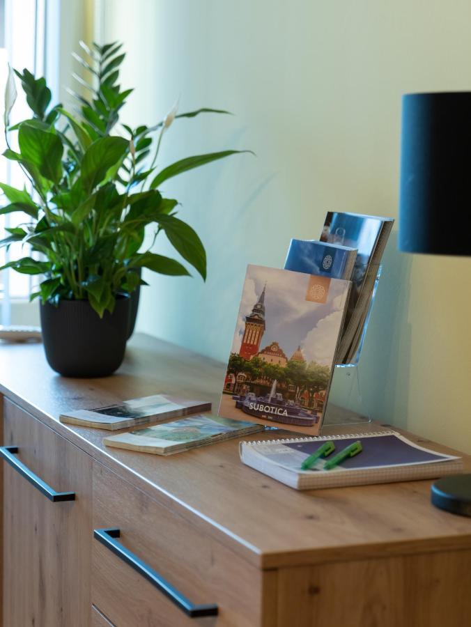Green Apple Apartment سوبوتيتْسا المظهر الخارجي الصورة